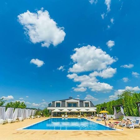 Complex Eos Hotel Valea Lupului  Buitenkant foto