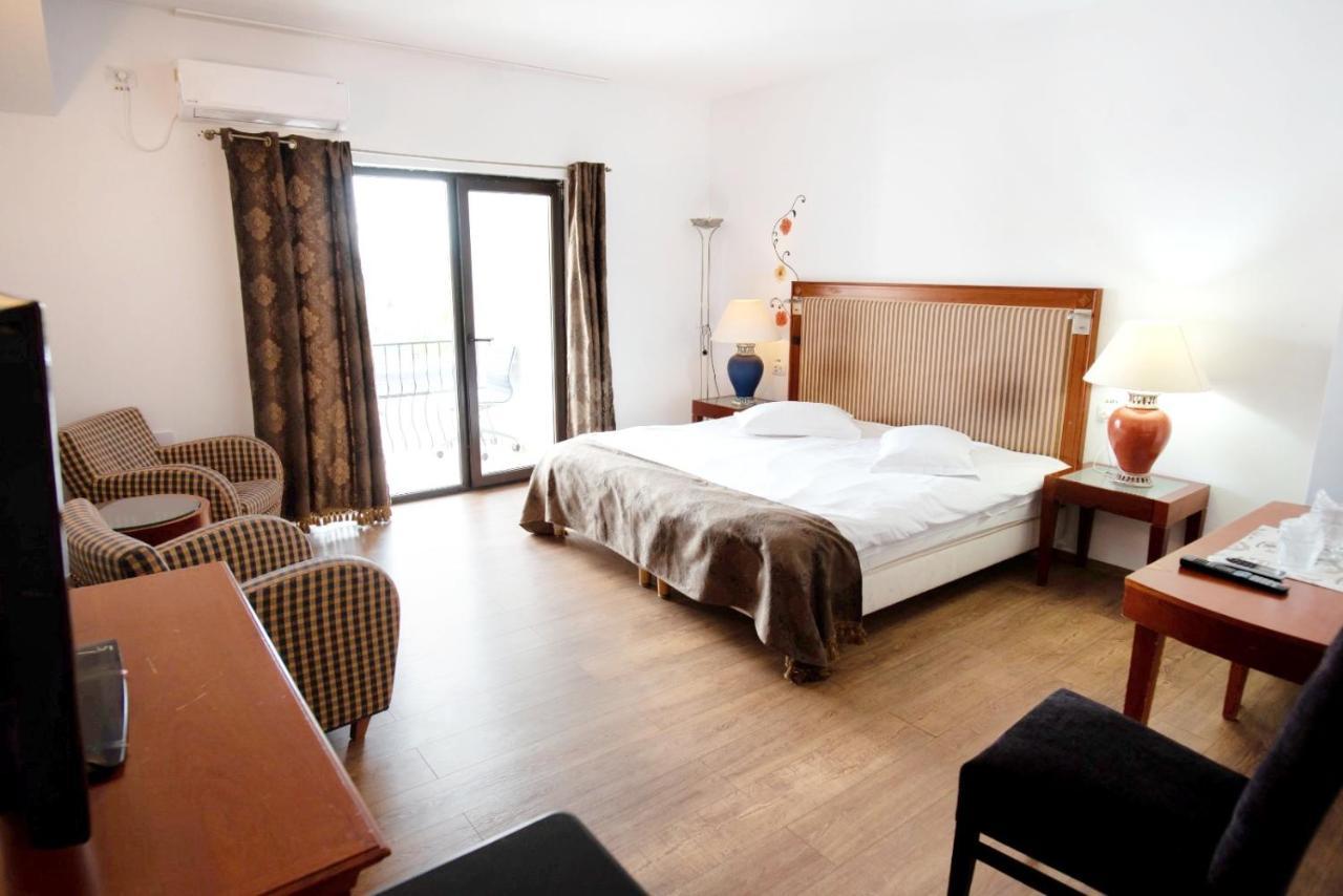Complex Eos Hotel Valea Lupului  Kamer foto